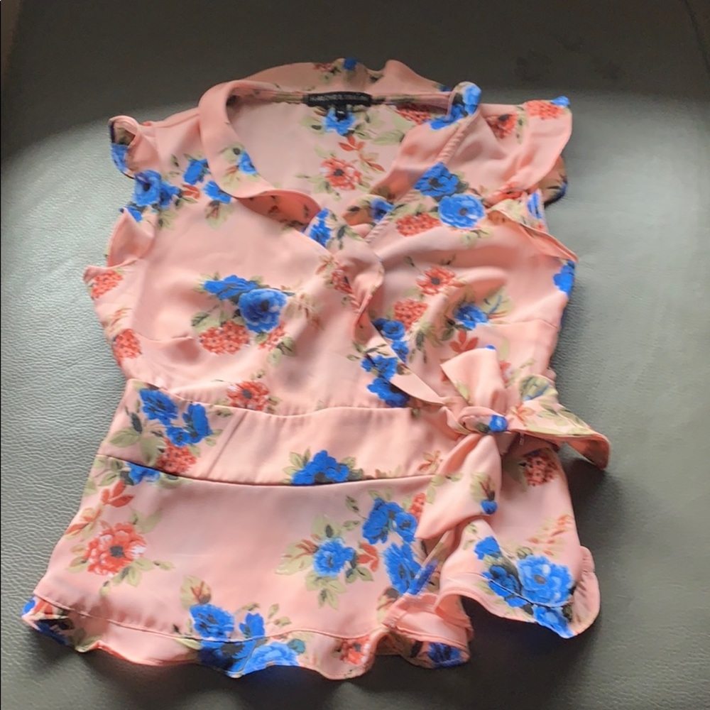 Pink with flower print sleeveless wrap shirt